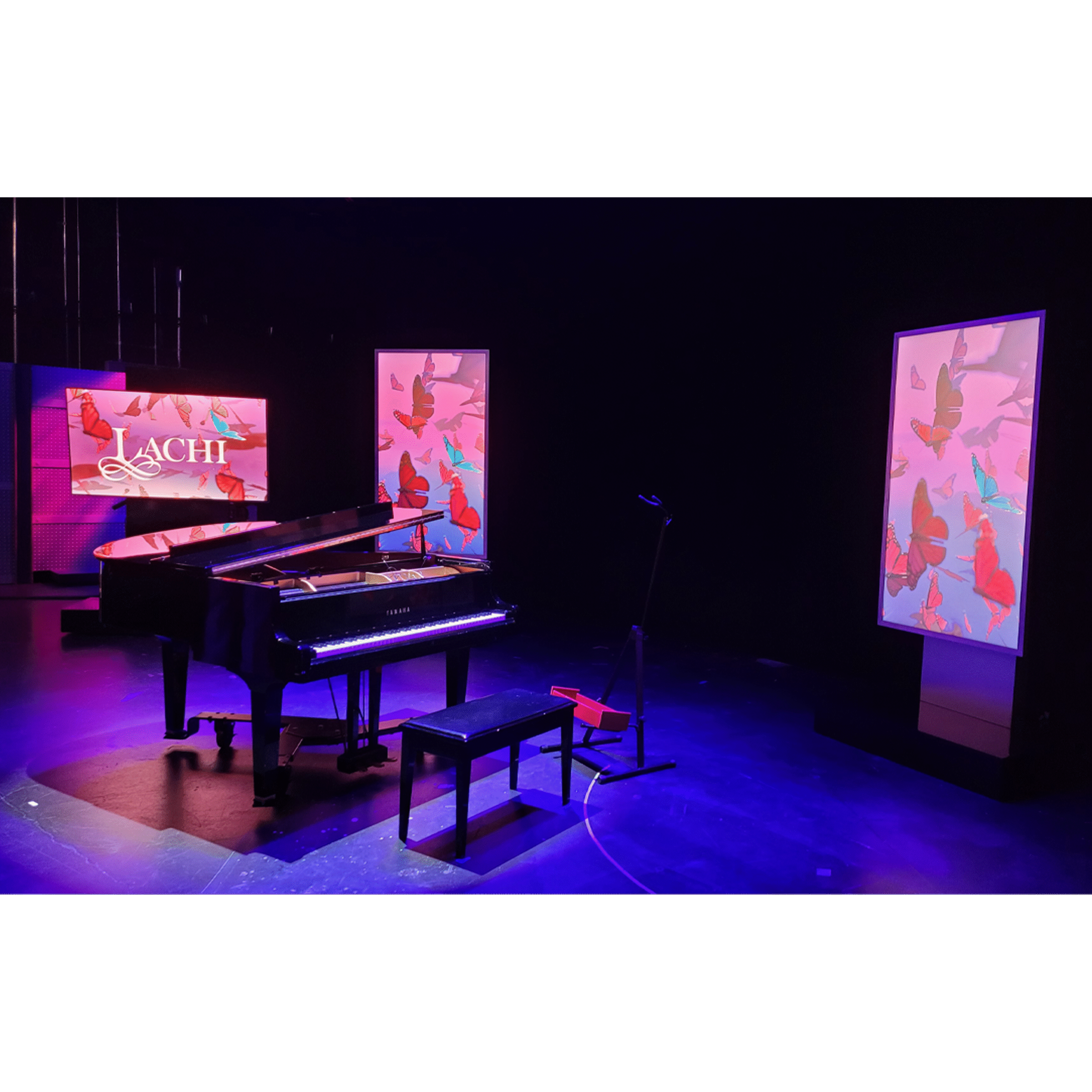 Lachi set pieces